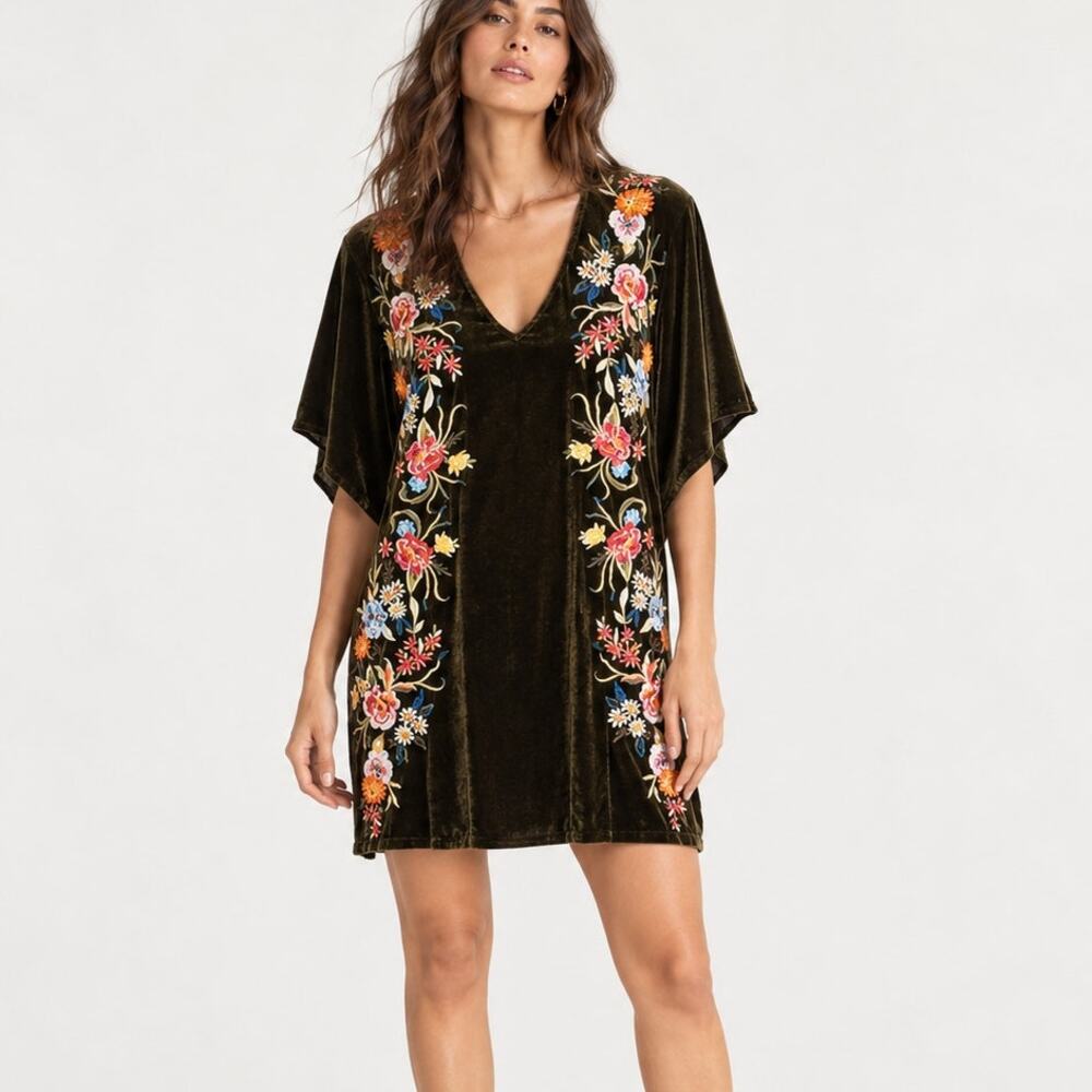 Johnny Was Isla Velvet Floral Embroidered mini dress size Small